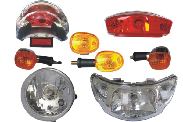 plastic injection mould（36）