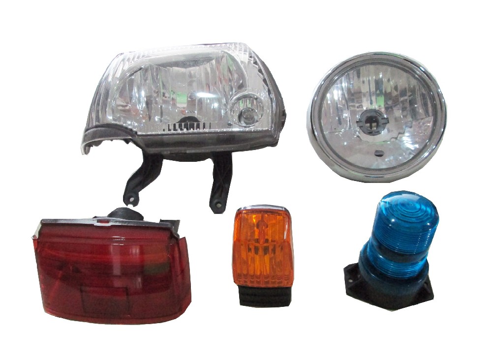 plastic injection mould（34）